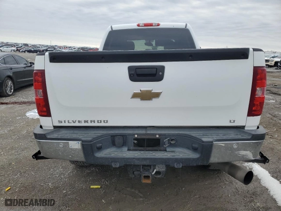 2011 Chevrolet Silverado 2500HD LT with VIN 1GC1KXC80BF191587, listed as a Copart auction lot 45731755 with 333,528 mi miles and Salvage Title. Bid and sale history available at carsss.com. Image 6.