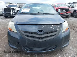 2007 Toyota Yaris с VIN JTDBT923971084996, выставлен на аукционе IAAI как лот 42471057 с пробегом 261 200 миль миль и . История ставок и продаж доступна на DreamBid. Изображение 6.