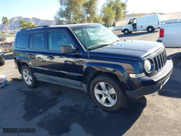 2011 Jeep Patriot Latitude with VIN 1J4NT1GB3BD186908, listed as a IAAI auction lot 41828418 with NaN miles. Bid and sale history available at carsss.com. Image 13.