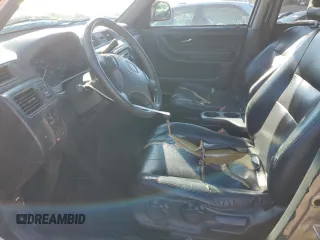 2000 Honda CR-V SE with VIN JHLRD1877YC048496, listed as a Copart auction lot 83595874 with 114,099 mi miles and Salvage Title. Bid and sale history available at carsss.com. Image 7.