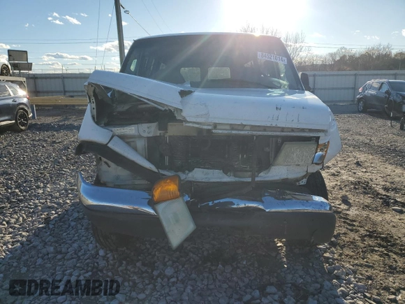 2006 Ford Econoline Passenger XL with VIN 1FBSS31L36HB03652, listed as a Copart auction lot 84521014 with 320,207 mi miles and Salvage Title. Bid and sale history available at carsss.com. Image 5.