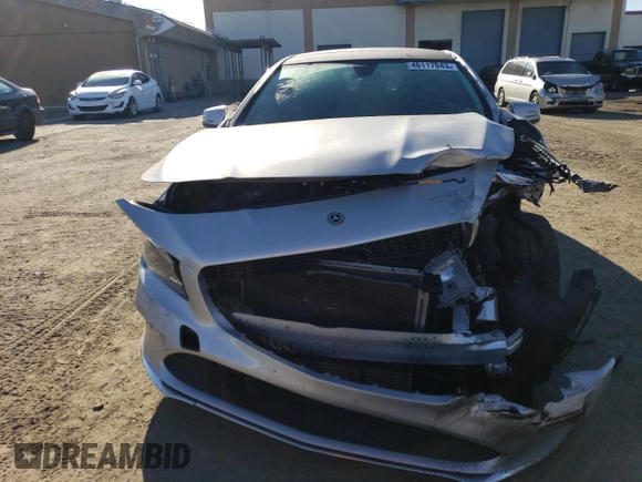 2019 Mercedes-Benz CLA with VIN WDDSJ4EB3KN713980, listed as a Copart auction lot 40117043 with 38,127 mi miles. Bid and sale history available at carsss.com. Image 5.