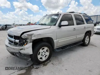 2004 Chevrolet Tahoe LT z VIN 1GNEC13Z54R208834, wystawiony jako Copart lot #61908215 z przebiegiem 175 317 mil mil oraz Czysty tytuł • Clean title. Historia ofert i sprzedaży dostępna na DreamBid. Obrazek 1.