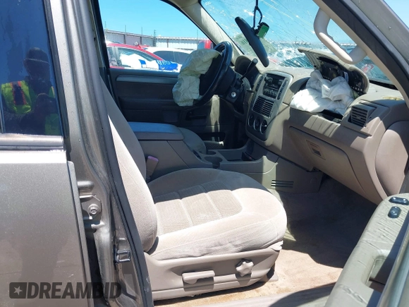 2004 Ford Explorer XLT с VIN 1FMZU73EX4UC06304, выставлен на аукционе IAAI как лот 42060816 с пробегом Не указан миль и . История ставок и продаж доступна на DreamBid. Изображение 5.