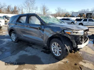 2021 Ford Explorer with VIN 1FMSK8BH4MGB32045, listed as a Copart auction lot 88047105 with 0 mi miles and Salvage Title. Bid and sale history available at carsss.com. Image 4.