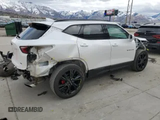 2020 Chevrolet Blazer RS z VIN 3GNKBKRSXLS723913, wystawiony jako Copart lot #49809805 z przebiegiem 51 820 mil mil oraz Szkoda całkowita • Salvage title. Historia ofert i sprzedaży dostępna na DreamBid. Obrazek 3.