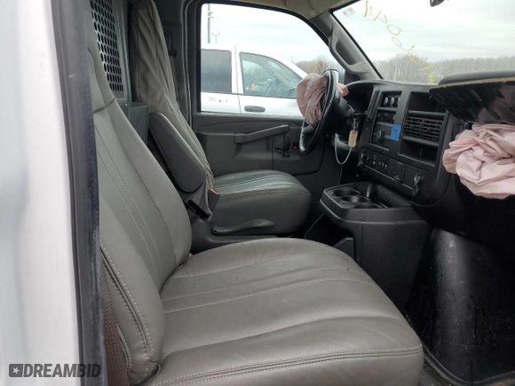 2022 Chevrolet Express Cargo Van with VIN 1GCWGAF72N1259915, listed as a Copart auction lot 82166044 with 0 mi miles and Salvage Title. Bid and sale history available at carsss.com. Image 11.