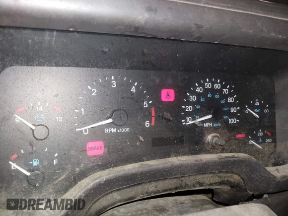 1999 Jeep Wrangler Sahara z VIN 1J4FY49S4XP432567, wystawiony jako IAAI lot #41562455 z przebiegiem Nie podano mil oraz . Historia ofert i sprzedaży dostępna na DreamBid. Obrazek 15.