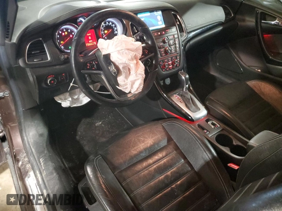 2016 Buick Cascada Premium с VIN W04WT3N50GG123624, выставлен на аукционе Copart как лот 54413675 с пробегом 68 636 миль миль и Списание • Salvage title. История ставок и продаж доступна на DreamBid. Изображение 8.
