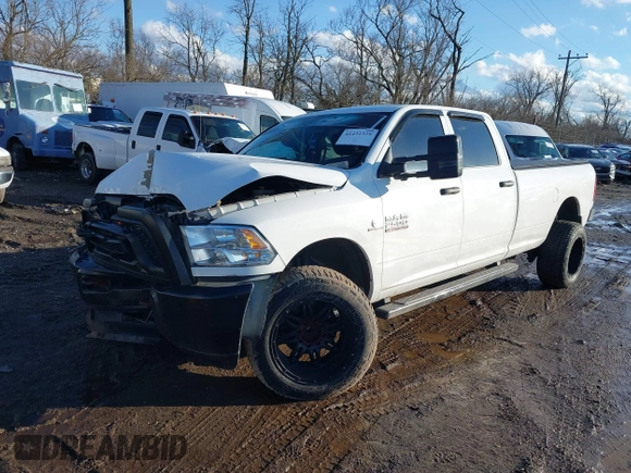 2018 Ram 2500 Tradesman with VIN 3C6UR4HL6JG125201, listed as a IAAI auction lot 41432329 with 181,247 mi miles. Bid and sale history available at carsss.com. Image 2.