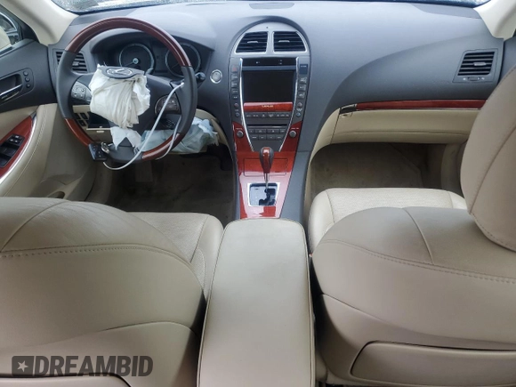 2012 Lexus ES 330 z VIN JTHBK1EG9C2481629, wystawiony jako Copart lot #57839495 z przebiegiem 60 339 mil mil oraz Czysty tytuł • Clean title. Historia ofert i sprzedaży dostępna na DreamBid. Obrazek 8.