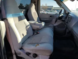 2004 Ford F-150 XL z VIN 2FTRF07274CA23500, wystawiony jako Copart lot #88761275 z przebiegiem 257 573 mil mil oraz Szkoda całkowita • Salvage title. Historia ofert i sprzedaży dostępna na DreamBid. Obrazek 11.