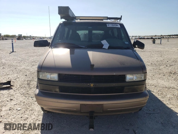 2002 Chevrolet Astro with VIN 1GNDM19X82B144695, listed as a Copart auction lot 81132434 with 155,103 mi miles and Salvage Title. Bid and sale history available at carsss.com. Image 5.