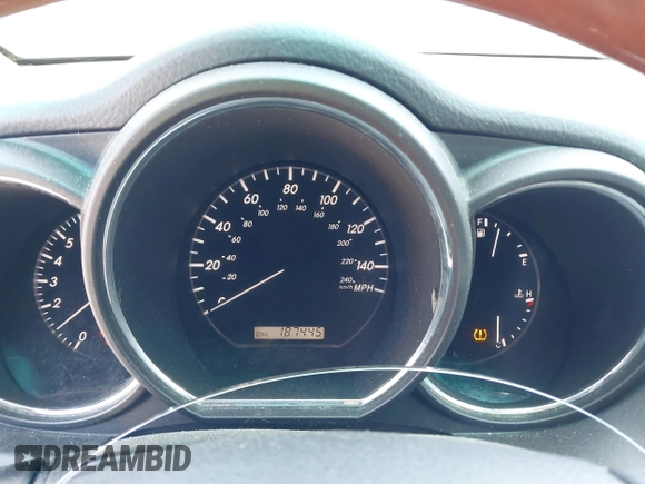 2007 Lexus RX 350 with VIN 2T2HK31U27C030242, listed as a IAAI auction lot 41978259 with 187,445 mi miles and . Bid and sale history available at DreamBid. Image 7.
