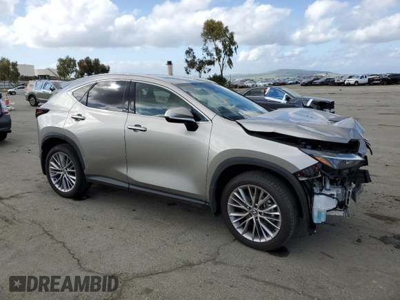 2025 Lexus NX 350h Premium z VIN 2T2GKCEZ1SC039928, wystawiony jako Copart lot #50650455 z przebiegiem 4 397 mil mil oraz Szkoda całkowita • Salvage title. Historia ofert i sprzedaży dostępna na DreamBid. Obrazek 4.