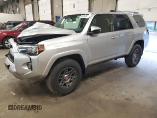 2018 Toyota 4Runner SR5 with VIN JTEBU5JR0J5495145, listed as a Copart auction lot 62390245 with 130,791 mi miles and Salvage title. Bid and sale history available at DreamBid. Image 1.