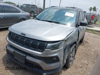 2023 Jeep Compass Latitude with VIN 3C4NJDBN5PT509999, listed as a IAAI auction lot 42206354 with 62,165 mi miles and . Bid and sale history available at DreamBid. Image 17.