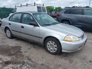 1998 Honda Civic DX z VIN 2HGEJ6525WH562868, wystawiony jako IAAI lot #42382885 z przebiegiem 222 789 mil mil oraz . Historia ofert i sprzedaży dostępna na DreamBid. Obrazek 1.