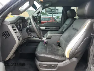 2014 Ford F-250 XL z VIN 1FT7X2B66EEB23156, wystawiony jako Copart lot #56326465 z przebiegiem 97 133 mil mil oraz Szkoda całkowita • Salvage title. Historia ofert i sprzedaży dostępna na DreamBid. Obrazek 7.