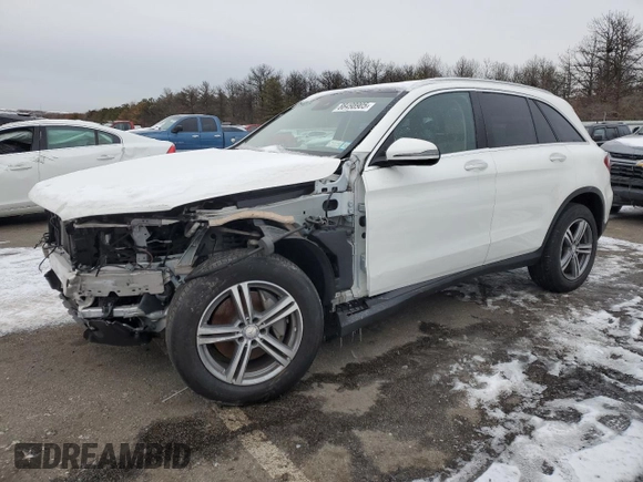 2022 Mercedes-Benz GLC 300 with VIN W1N0G8EB5NG077524, listed as a Copart auction lot 88498905 with 18,099 mi miles and Salvage title. Bid and sale history available at DreamBid. Image 1.
