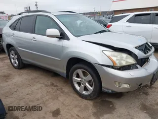 2006 Lexus RX 330 with VIN 2T2GA31U36C048195, listed as a IAAI auction lot 41709397 with 200,339 mi miles. Bid and sale history available at carsss.com. Image 1.