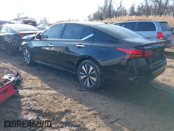 2019 Nissan Altima 2.5 SV with VIN 1N4BL4DV1KC104369, listed as a IAAI auction lot 41432549 with 40,542 mi miles. Bid and sale history available at carsss.com. Image 3.