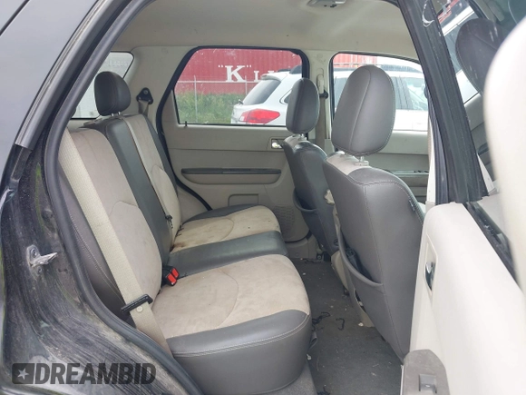 2008 Mercury Mariner Premier z VIN 4M2CU97108KJ32481, wystawiony jako IAAI lot #42365545 z przebiegiem 227 015 mil mil oraz . Historia ofert i sprzedaży dostępna na DreamBid. Obrazek 8.