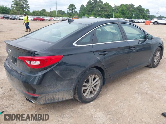 2015 Hyundai Sonata 2.4L SE with VIN 5NPE24AF2FH202103, listed as a IAAI auction lot 42142210 with 155,371 mi miles. Bid and sale history available at carsss.com. Image 4.