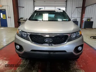 2013 Kia Sorento LX with VIN 5XYKTCA61DG422833, listed as a Copart auction lot 49278495 with 66,587 mi miles and Salvage Title. Bid and sale history available at carsss.com. Image 5.