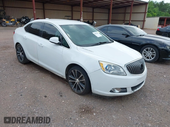 2017 Buick Verano Sport Touring with VIN 1G4PR5SK1H4118221, listed as a IAAI auction lot 42079456 with 224,348 mi miles. Bid and sale history available at carsss.com. Image 1.