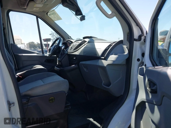 2015 Ford Transit Cargo with VIN 1FTNE2CM4FKA07886, listed as a IAAI auction lot 42446968 with 124,632 mi miles and . Bid and sale history available at DreamBid. Image 5.
