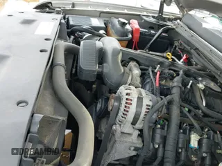 2007 Chevrolet Silverado 1500 LTZ z VIN 2GCEK13M171601808, wystawiony jako IAAI lot #42397703 z przebiegiem 192 189 mil mil oraz . Historia ofert i sprzedaży dostępna na DreamBid. Obrazek 19.