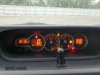 2012 Scion xB z VIN JTLZE4FE1C1144663, wystawiony jako Copart lot #59040605 z przebiegiem 199 468 mil mil oraz Tytuł czysty. Historia ofert i sprzedaży dostępna na DreamBid. Obrazek 9.