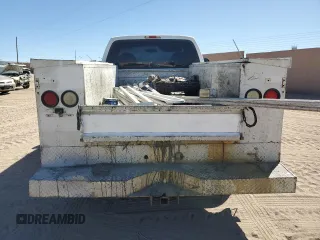2002 Ford Super Duty F-250 XL with VIN 1FTNF20L72EB14450, listed as a Copart auction lot 43184425 with 0 mi miles and Salvage Title. Bid and sale history available at carsss.com. Image 6.