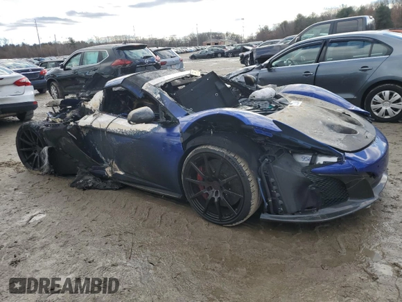 2015 McLaren 650S z VIN SBM11FAA2FW004897, wystawiony jako Copart lot #50715275 z przebiegiem Nie podano mil oraz Nie do naprawy. Historia ofert i sprzedaży dostępna na DreamBid. Obrazek 4.