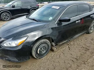 2017 Nissan Altima 2.5 S with VIN 1N4AL3AP7HC280458, listed as a Copart auction lot 53785685 with 135,333 mi miles and Salvage Title. Bid and sale history available at carsss.com. Image 14.
