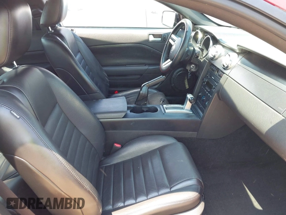 2006 Ford Mustang GT Deluxe with VIN 1ZVHT82H265256192, listed as a IAAI auction lot 42479963 with 181,111 mi miles and . Bid and sale history available at DreamBid. Image 5.