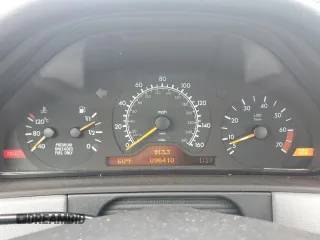 1997 Mercedes-Benz E-Class with VIN WDBJF72F2VA099305, listed as a Copart auction lot 48007935 with 96,410 mi miles and Salvage Title. Bid and sale history available at carsss.com. Image 9.