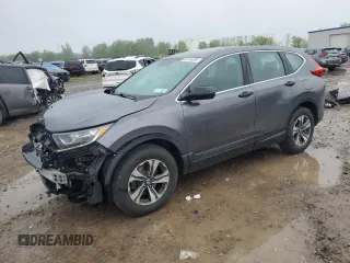 2018 Honda CR-V LX z VIN 2HKRW6H39JH200841, wystawiony jako Copart lot #58745395 z przebiegiem 108 868 mil mil oraz Szkoda całkowita • Salvage title. Historia ofert i sprzedaży dostępna na DreamBid. Obrazek 1.