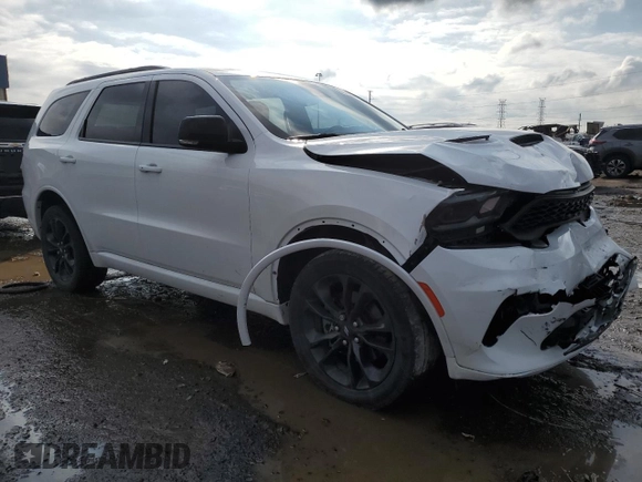 2022 Dodge Durango GT Plus with VIN 1C4RDJDGXNC212631, listed as a Copart auction lot 52861215 with 61,721 mi miles and Salvage title. Bid and sale history available at DreamBid. Image 4.