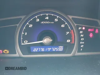 2006 Honda Civic LX with VIN 2HGFA16576H524719, listed as a IAAI auction lot 40291305 with 227,761 mi miles and . Bid and sale history available at DreamBid. Image 7.