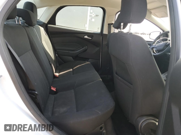 2017 Ford Focus SE z VIN 1FADP3F22HL312683, wystawiony jako Copart lot #53385315 z przebiegiem 88 751 mil mil oraz Szkoda całkowita • Salvage title. Historia ofert i sprzedaży dostępna na DreamBid. Obrazek 10.