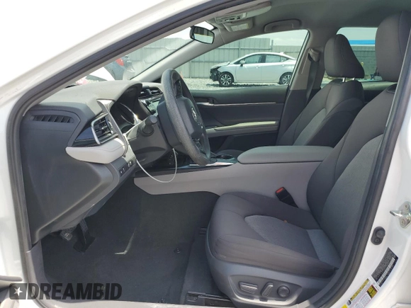 2020 Toyota Camry LE with VIN 4T1C11AK0LU340449, listed as a Copart auction lot 54071195 with 16,881 mi miles and Salvage Title. Bid and sale history available at carsss.com. Image 7.