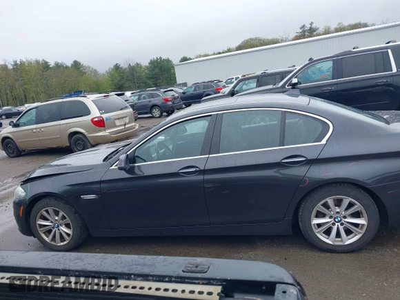 2015 BMW 5 Series 528i xDrive with VIN WBA5A7C59FG142685, listed as a IAAI auction lot 42181388 with 124,482 mi miles and . Bid and sale history available at DreamBid. Image 15.