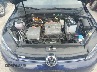 2019 Volkswagen Golf SEL Premium z VIN WVWPR7AU6KW913067, wystawiony jako Copart lot #69076884 z przebiegiem 41 213 mil mil oraz Szkoda całkowita • Salvage title. Historia ofert i sprzedaży dostępna na DreamBid. Obrazek 11.