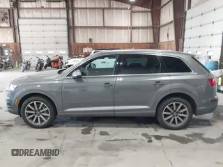 2018 Audi Q7 Premium Plus with VIN WA1LAAF77JD005933, listed as a IAAI auction lot 41737151 with 90,830 mi miles and . Bid and sale history available at DreamBid. Image 14.