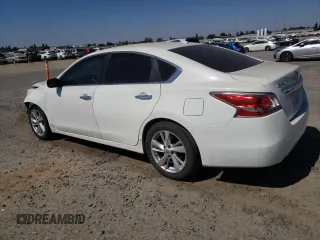 2015 Nissan Altima 2.5 z VIN 1N4AL3AP2FC245887, wystawiony jako Copart lot #64830275 z przebiegiem 97 734 mil mil oraz Szkoda całkowita • Salvage title. Historia ofert i sprzedaży dostępna na DreamBid. Obrazek 2.