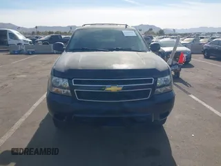 2013 Chevrolet Suburban LS with VIN 1GNSKHE71DR332335, listed as a IAAI auction lot 41408949 with 167,860 mi miles. Bid and sale history available at carsss.com. Image 12.