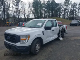 2022 Ford F-150 XL z VIN 1FTEX1CB4NKE64506, wystawiony jako IAAI lot #41408979 z przebiegiem Nie podano mil oraz . Historia ofert i sprzedaży dostępna na DreamBid. Obrazek 16.