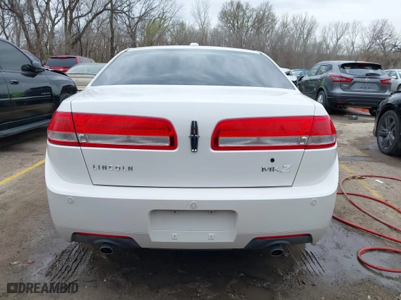 2011 Lincoln MKZ with VIN 3LNHL2GC7BR768711, listed as a IAAI auction lot 41854935 with 214,872 mi miles. Bid and sale history available at carsss.com. Image 16.